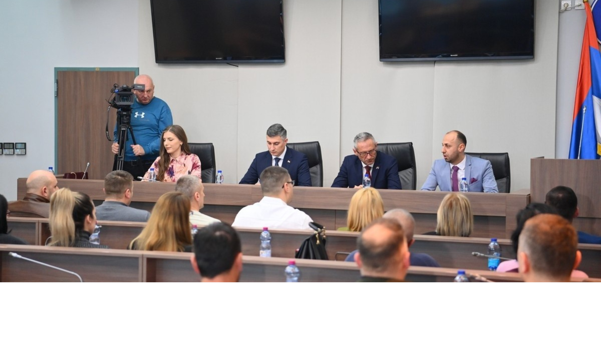 Потписани уговори о запошљавању и самозапошљавању за 2025. годину у Бијељини